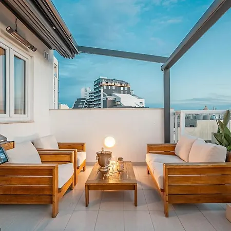 Luxury Penthouse - Big Terrace & Jacuzzi In Sliema * Gzira