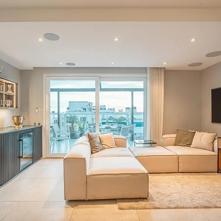 Apartment Luxury Penthouse - Big Terrace & Jacuzzi In Sliema *