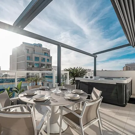 Apartment Luxury Penthouse - Big Terrace & Jacuzzi In Sliema *